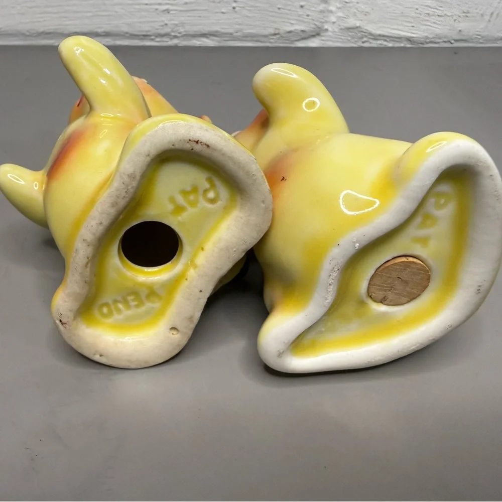 Vintage 1950’s Van Tellingen Hugging Yellow Bears Salt & Pepper Set - Picture 8 of 8